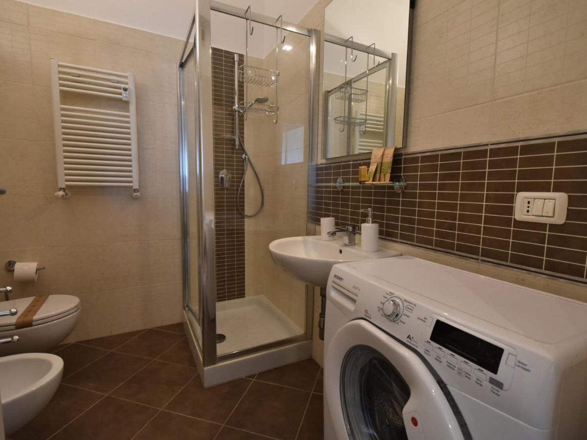 Apartment Corso Genova Apartment By Interhome มิลาน ภายนอก รูปภาพ